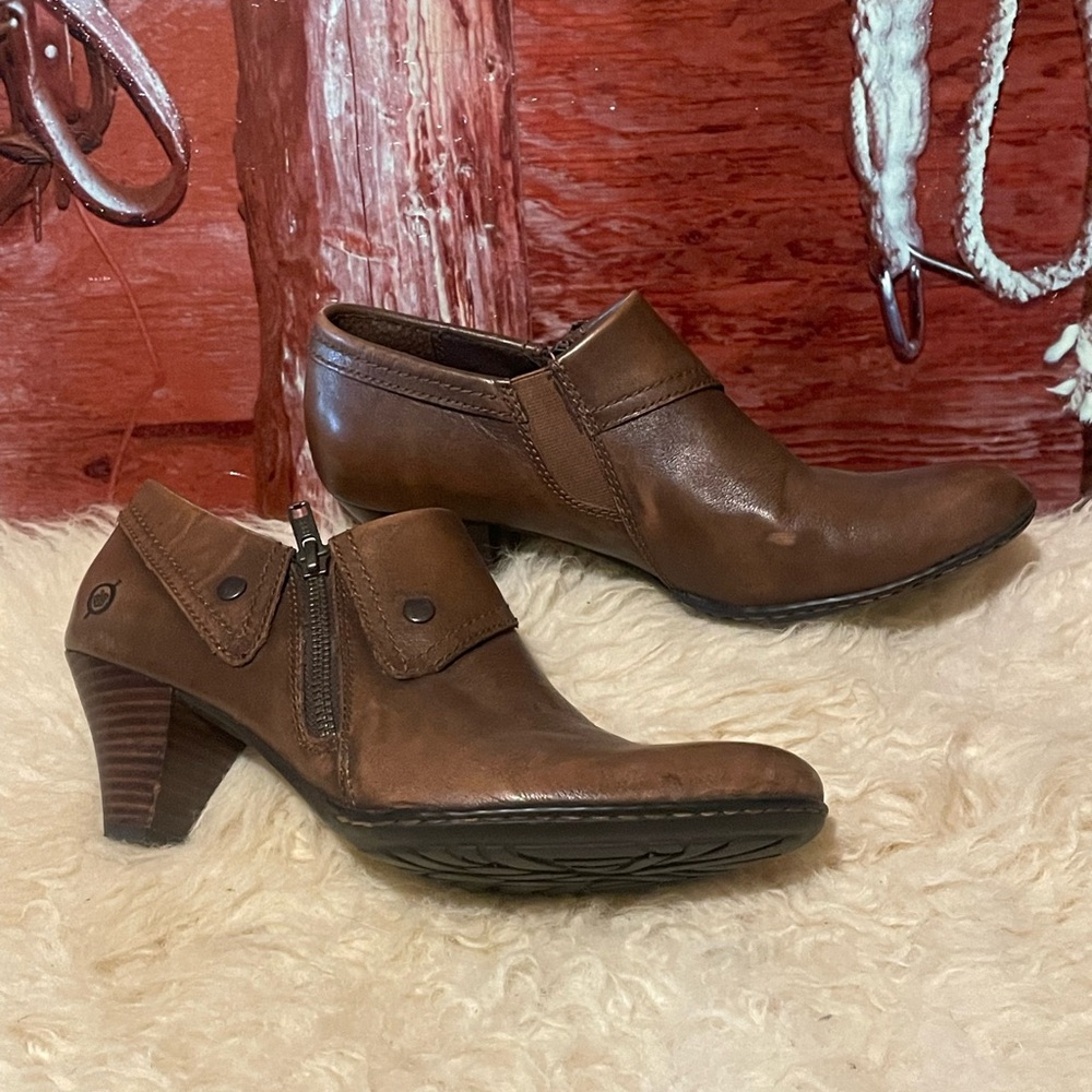 Free with $100 purchase!!! Born leather shoes